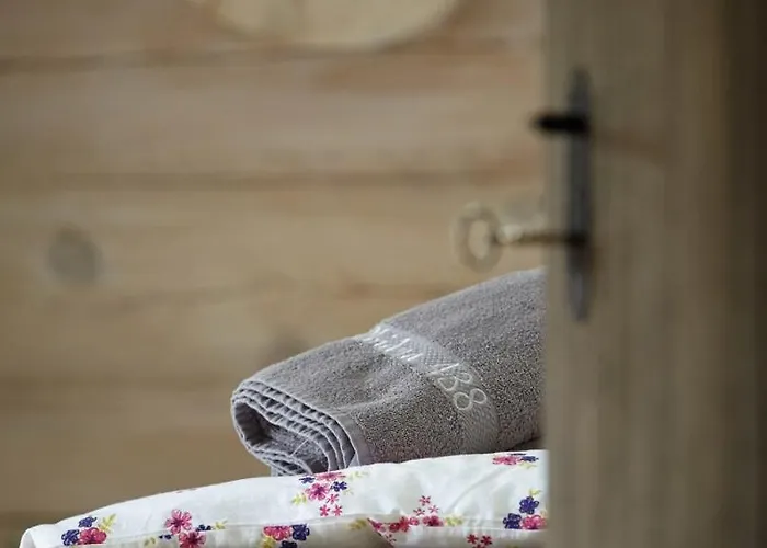 438 W Gorach Villa *